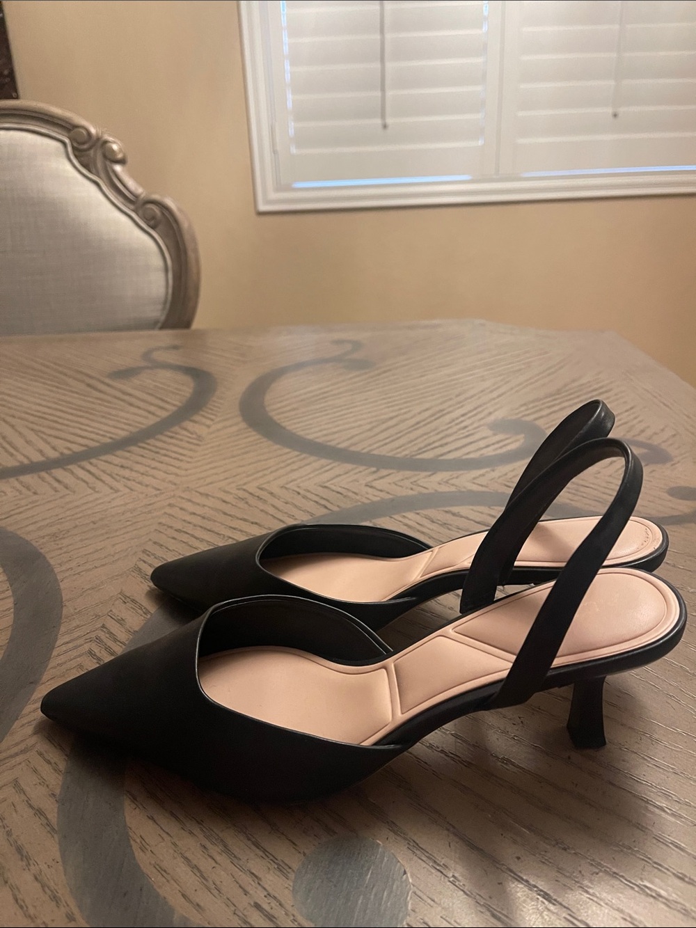 Aldo Black Pointed-Toe D'Orsay Flats - Picture 3 of 3